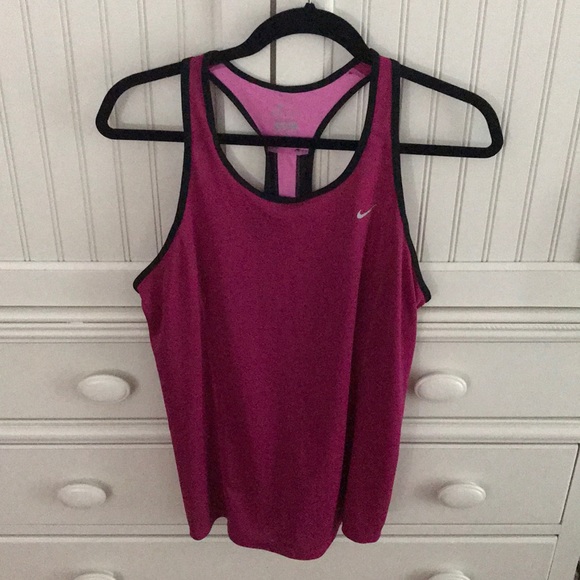 NWOT Nike Tank - Picture 5 of 6
